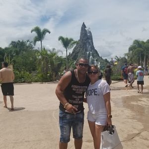 Meet your Posher, Rafael borasi